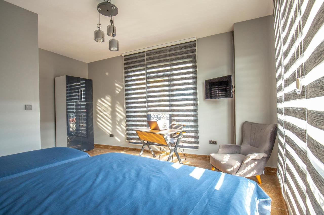Beyoglu Huzur Apart Apartment Istanbul Bagian luar foto