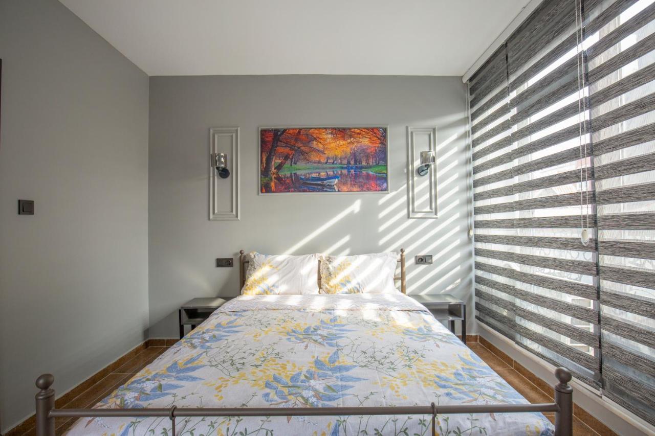 Beyoglu Huzur Apart Apartment Istanbul Bagian luar foto